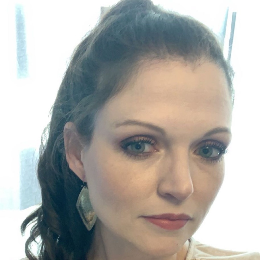Meet your Posher, Jillian